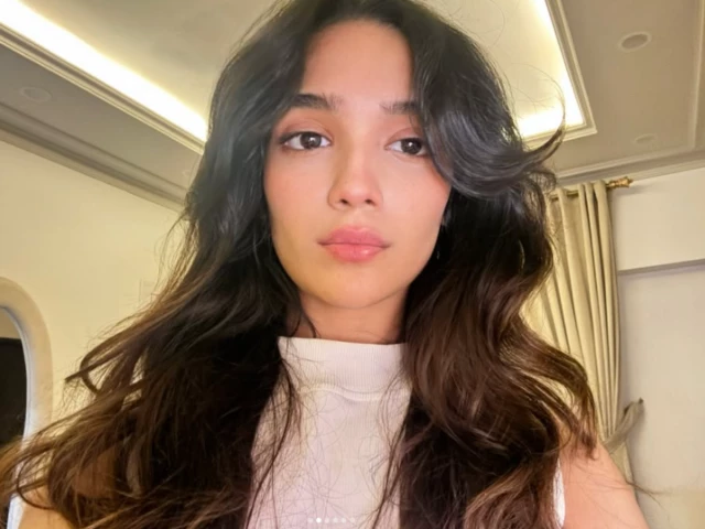photo romaisa khan instagram